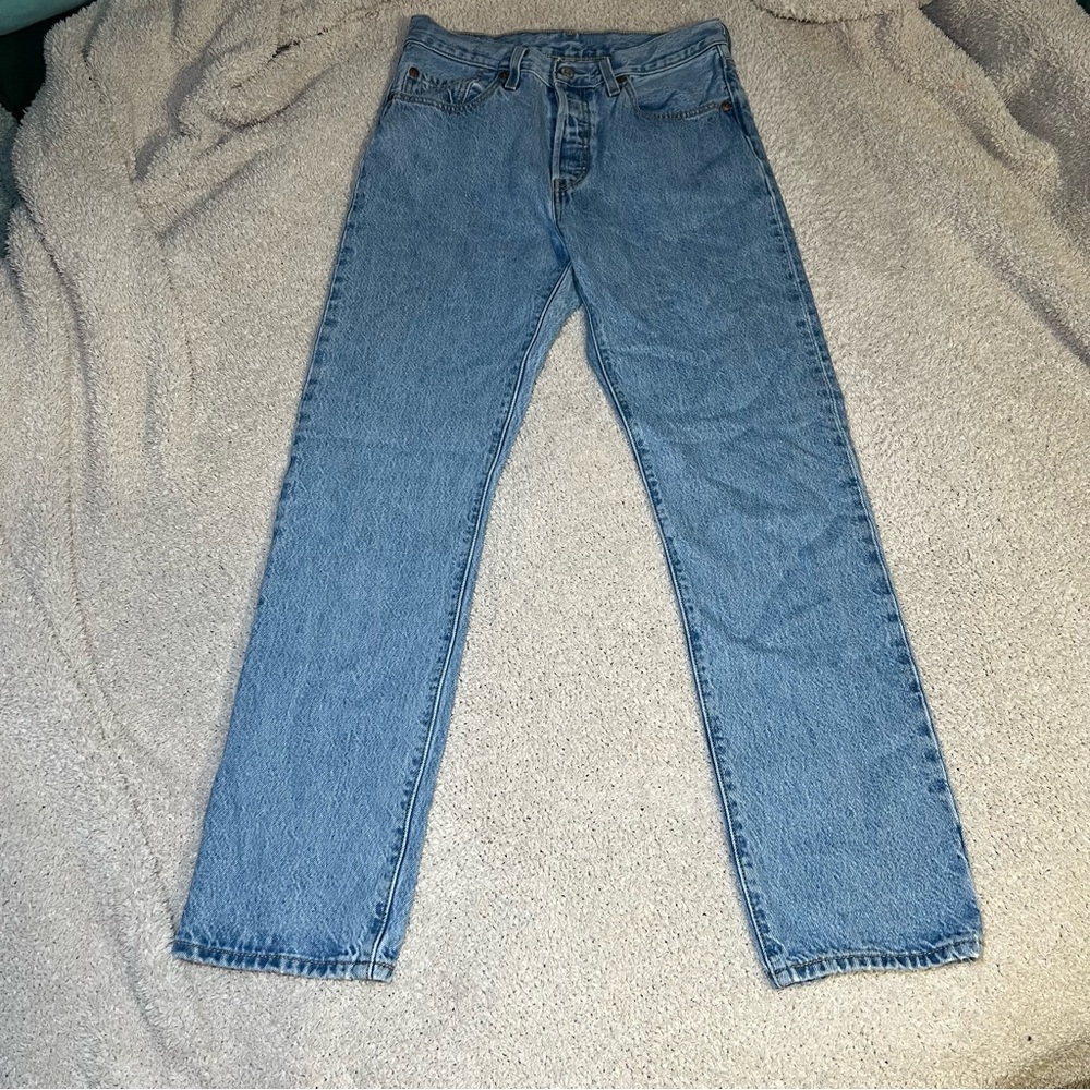 Levi's Light Blue Straight Leg Jeans - Picture 10 of 11